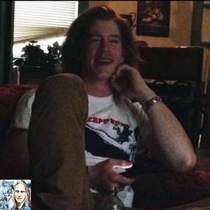 Meet your Posher, Cameron